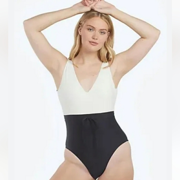 Summersalt Swimsuit Tie Waist Backflip One Piece - Picture 1 of 9